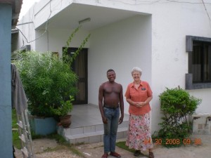 Soeur Black and our Guard Saraphin in front of apartment