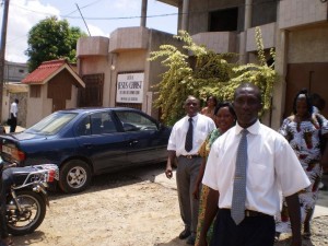 Menontin Chapel and members going to meet neighbors